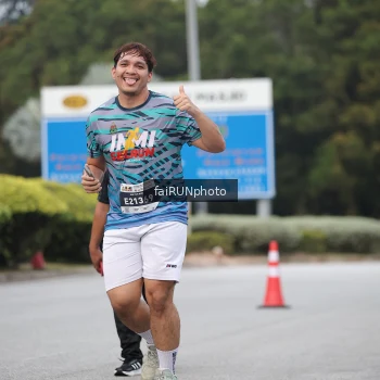 Runner Photo 3812724