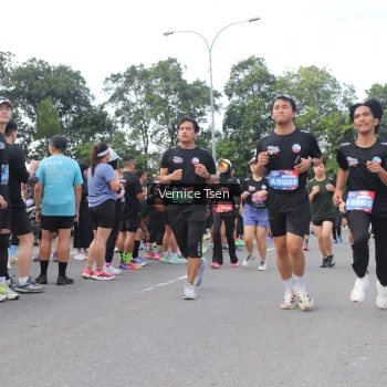 Runner Photo 3812739