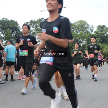 Runner Photo 3812762