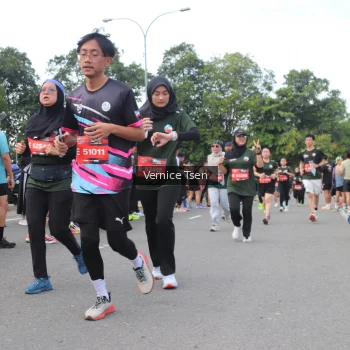 Runner Photo 3812868