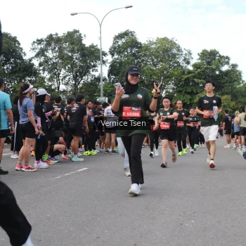 Runner Photo 3812882
