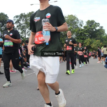 Runner Photo 3812903