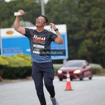 Runner Photo 3812915