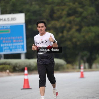 Runner Photo 3812947