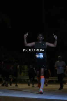 Runner Photo 3812971