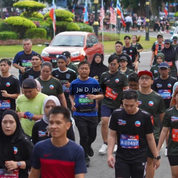 Runner Photo 3812994