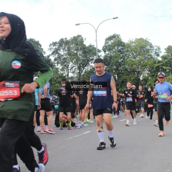 Runner Photo 3813003
