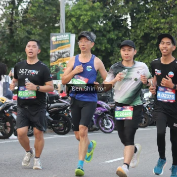 Runner Photo 3813021