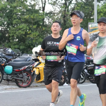 Runner Photo 3813048