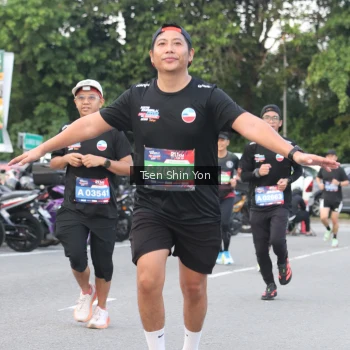 Runner Photo 3813054