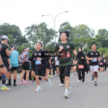 Runner Photo 3813075