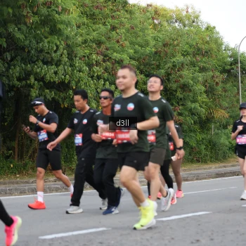 Runner Photo 3813275