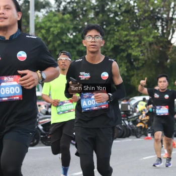 Runner Photo 3813500