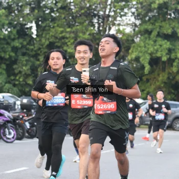 Runner Photo 3813536