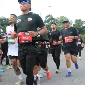 Runner Photo 3813544