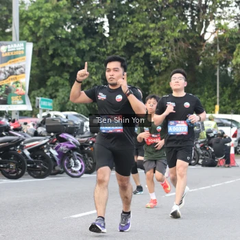Runner Photo 3813560