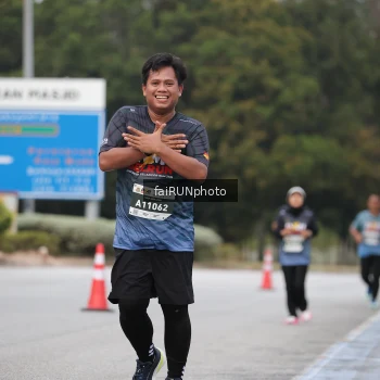 Runner Photo 3813594