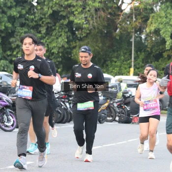 Runner Photo 3813614