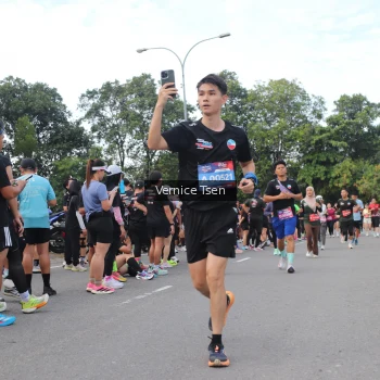 Runner Photo 3813615