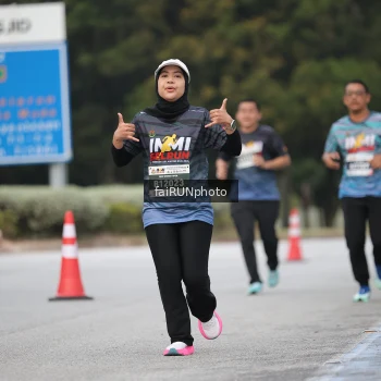 Runner Photo 3813670