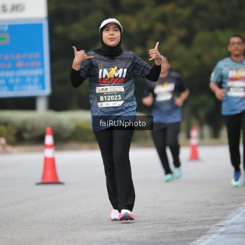 Runner Photo 3813689