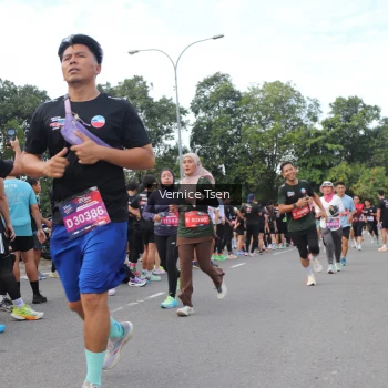 Runner Photo 3813693