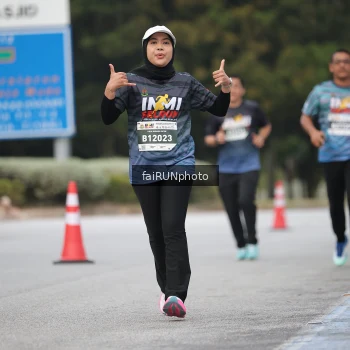 Runner Photo 3813712