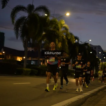 Runner Photo 3813768
