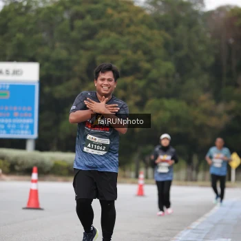 Runner Photo 3813799