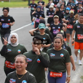 Runner Photo 3813813