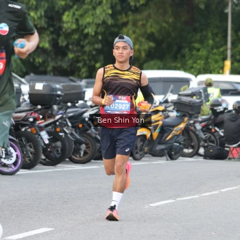 Runner Photo 3813824