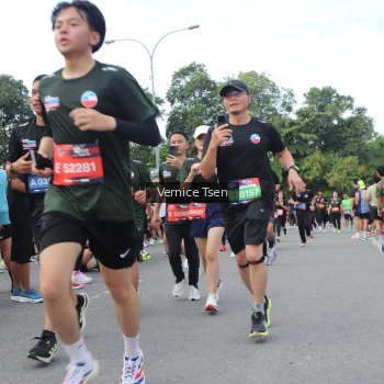 Runner Photo 3814037