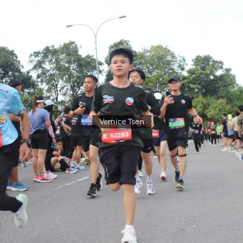Runner Photo 3814043