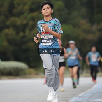 Runner Photo 3814126