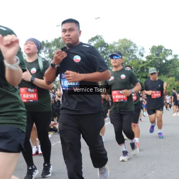 Runner Photo 3814129