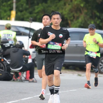 Runner Photo 3814143