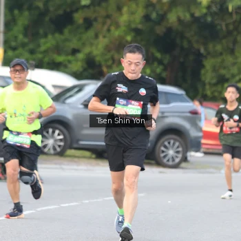 Runner Photo 3814221