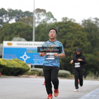 Runner Photo 3814323