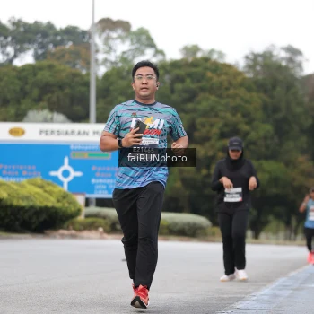 Runner Photo 3814343