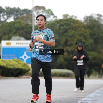 Runner Photo 3814350