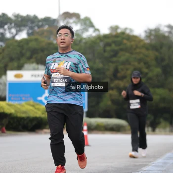 Runner Photo 3814385