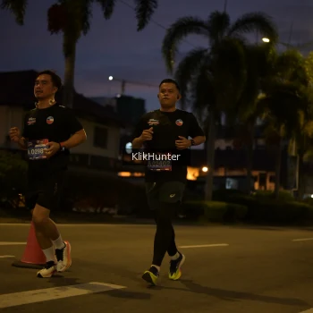 Runner Photo 3814495