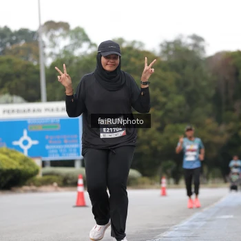 Runner Photo 3814518