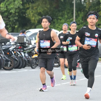Runner Photo 3814535