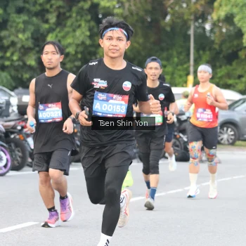 Runner Photo 3814567