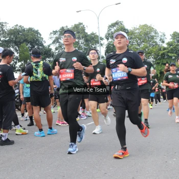 Runner Photo 3814576