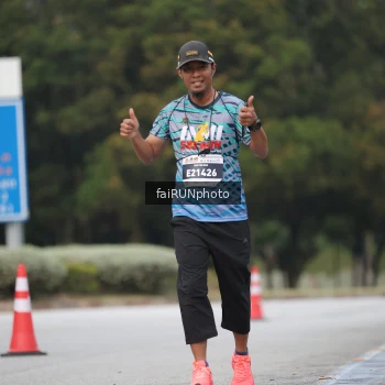 Runner Photo 3814583