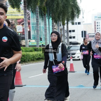 Runner Photo 3814665