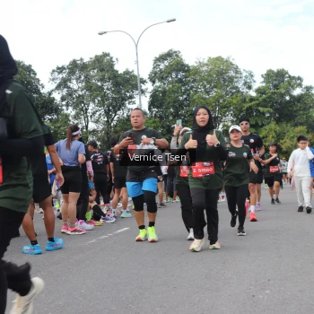 Runner Photo 3814693