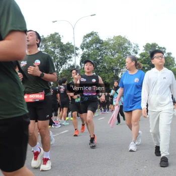 Runner Photo 3814735